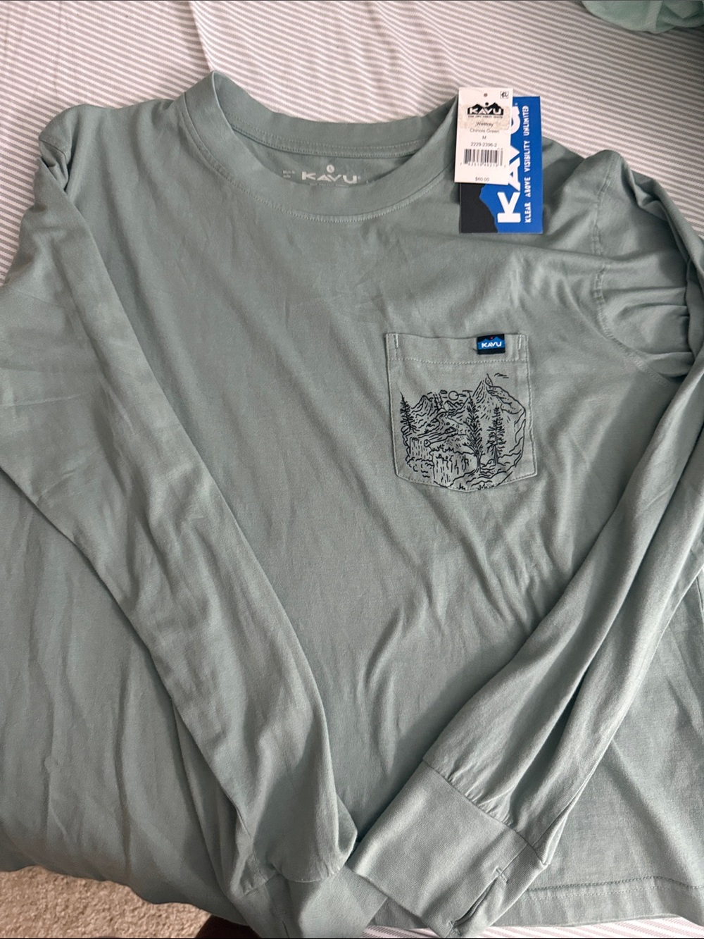 Kavu women’s Long-Sleeve Pocket Tee in Sage Green